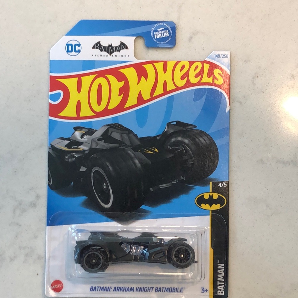Batman Arkham Knight Batmobile - Black